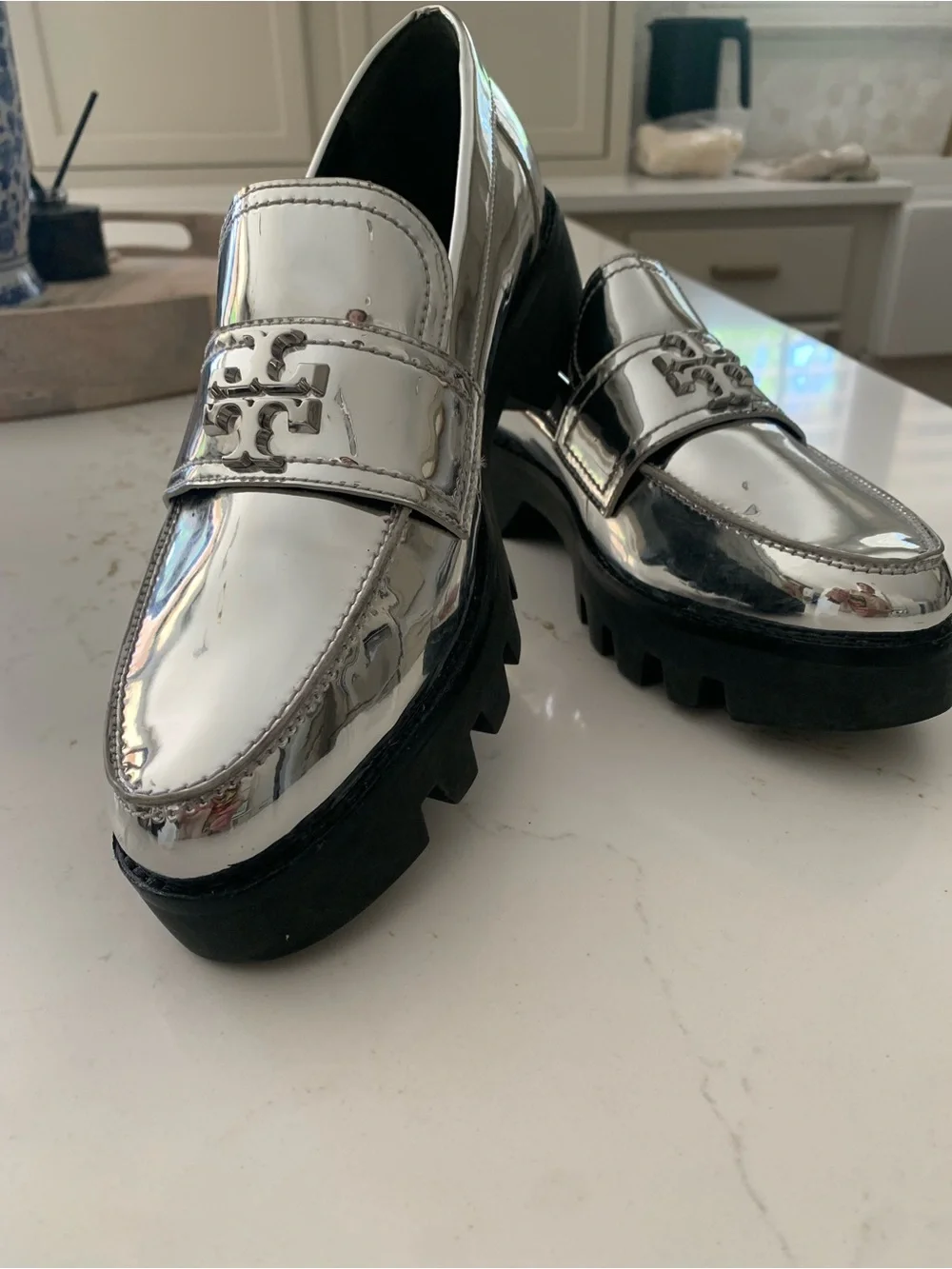 Tory Burch Metallic Silver Platform Classic Lug Loafers Shoes Size 7.5 M